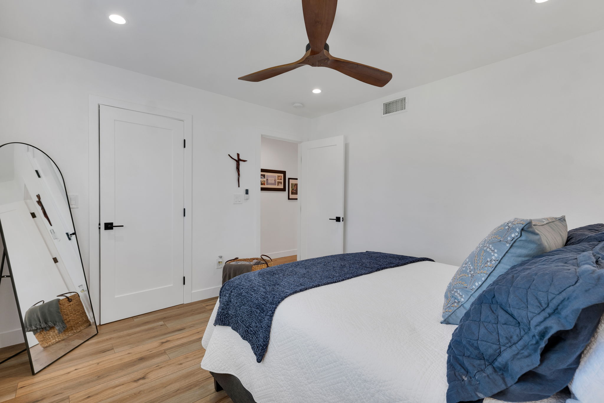 11932 Mallot Pl-HsHProd-19