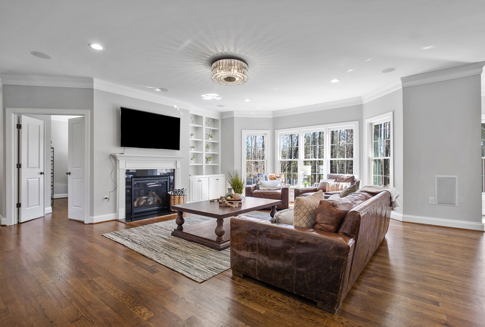 08-Family Room