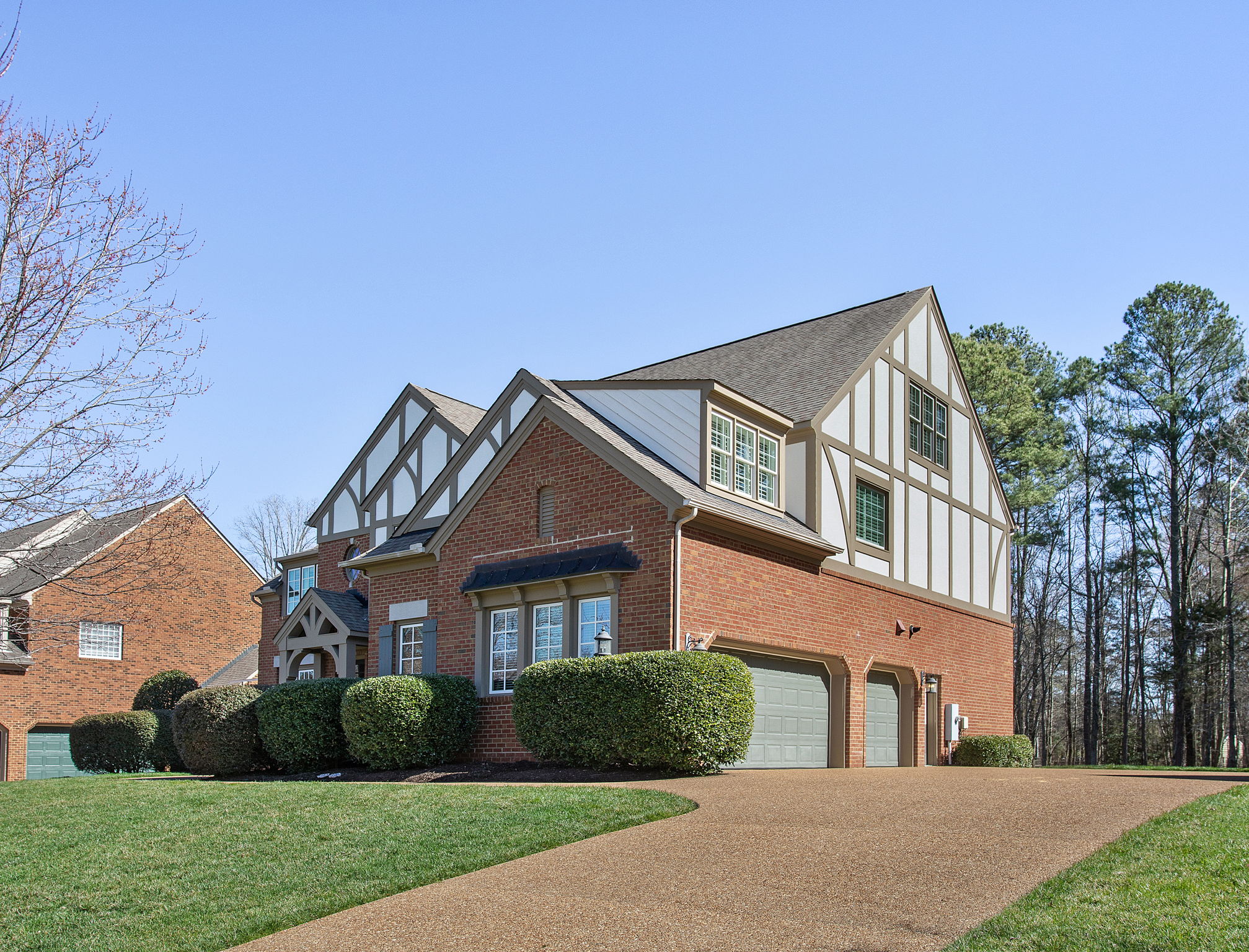 03-Exterior Front
