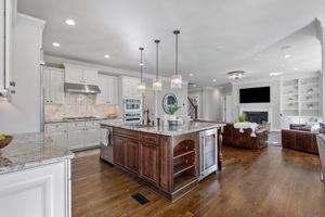 14-Kitchen