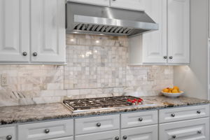 15-Kitchen Range