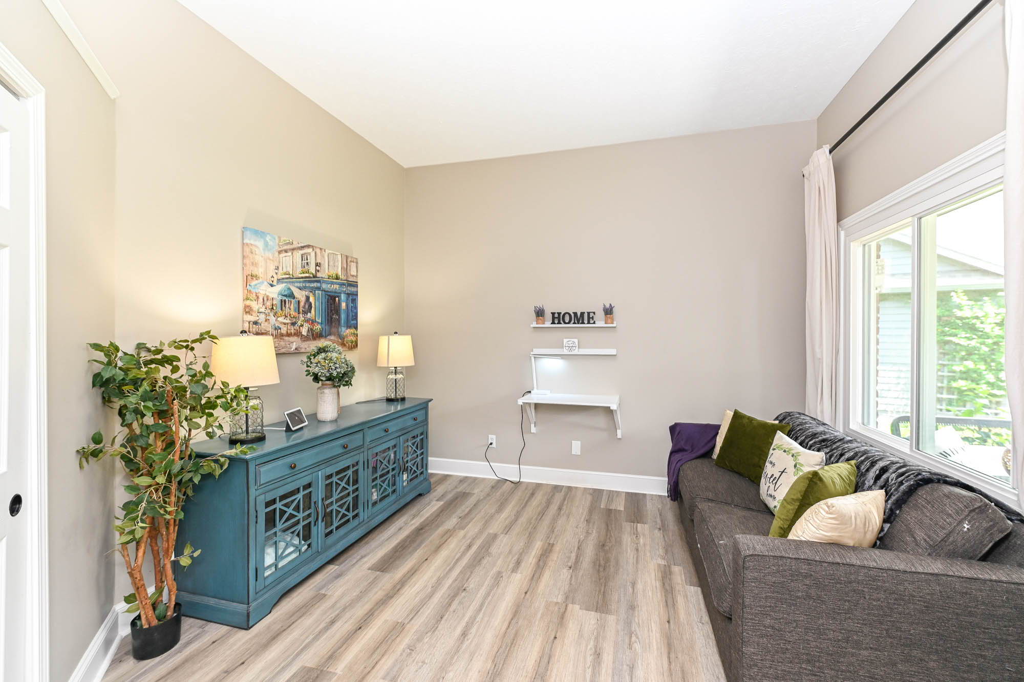 Den / Bedroom 3
