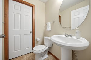  Photo 44