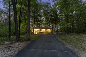  Photo 0