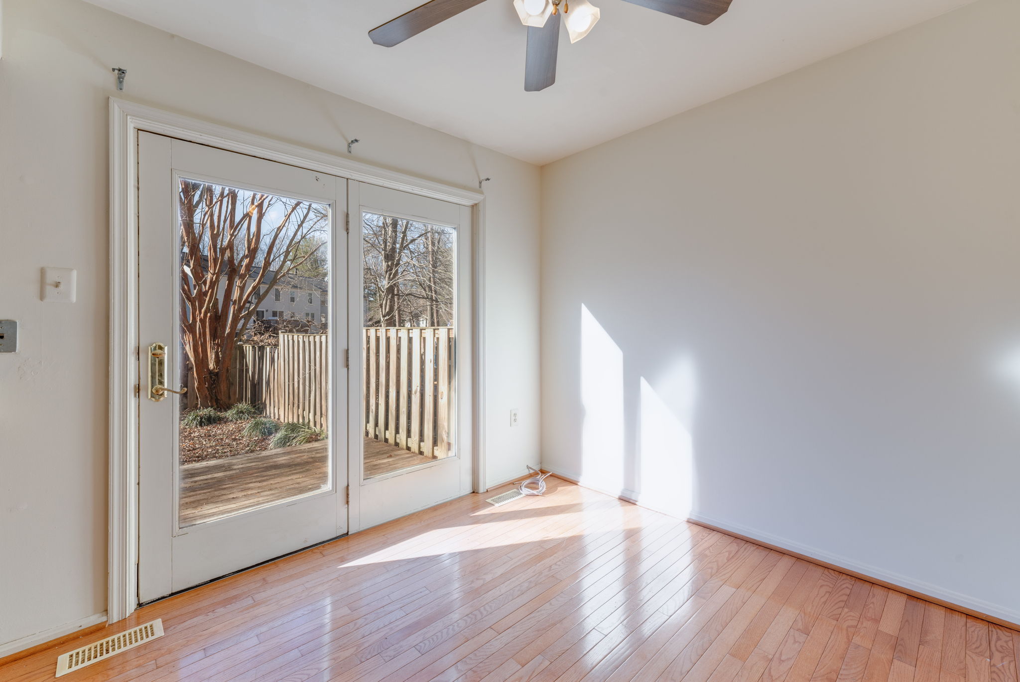 11946 Artery Dr, Fairfax, VA 22030, USA Photo 8