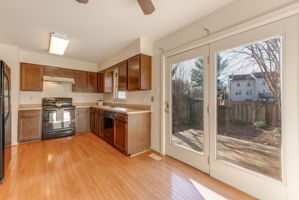 11946 Artery Dr, Fairfax, VA 22030, USA Photo 8