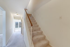 11946 Artery Dr, Fairfax, VA 22030, USA Photo 3
