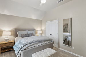 11947Hackney_022