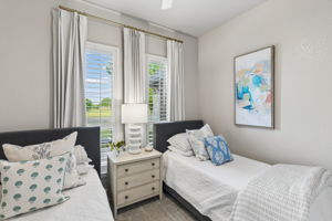 11947Hackney_023