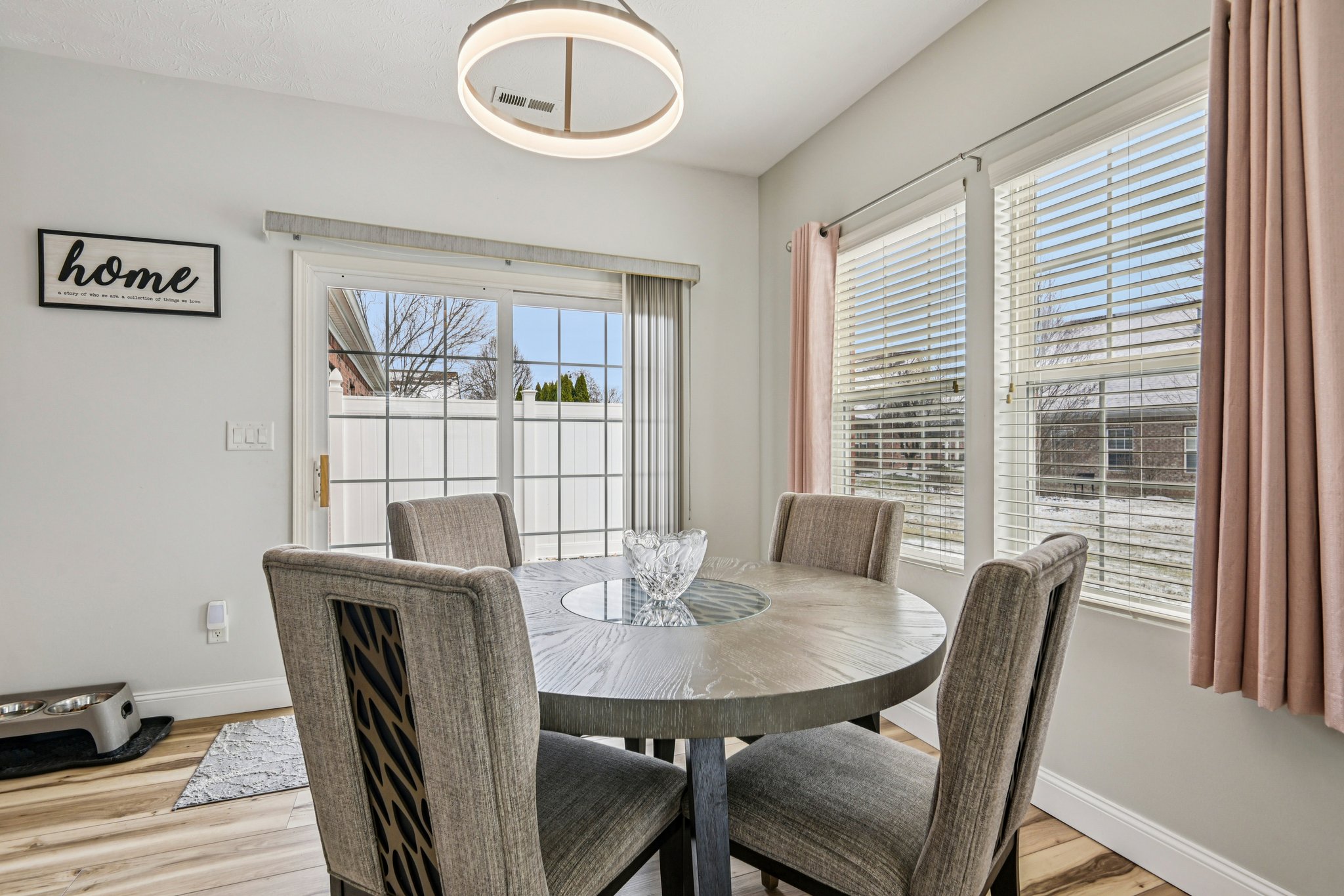 Ganton Dr-S0303-018.jpg