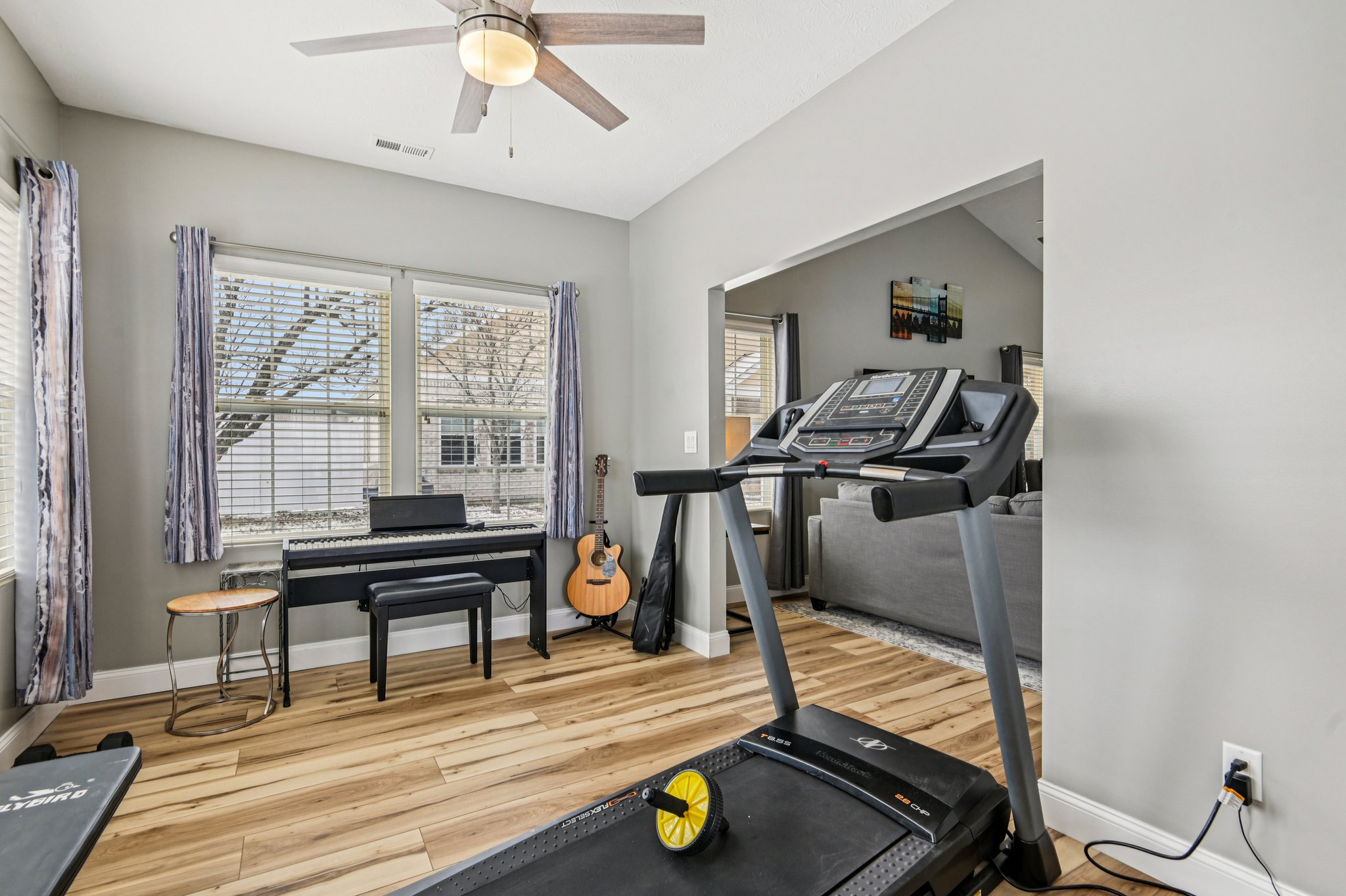 Ganton Dr-S0303-033.jpg