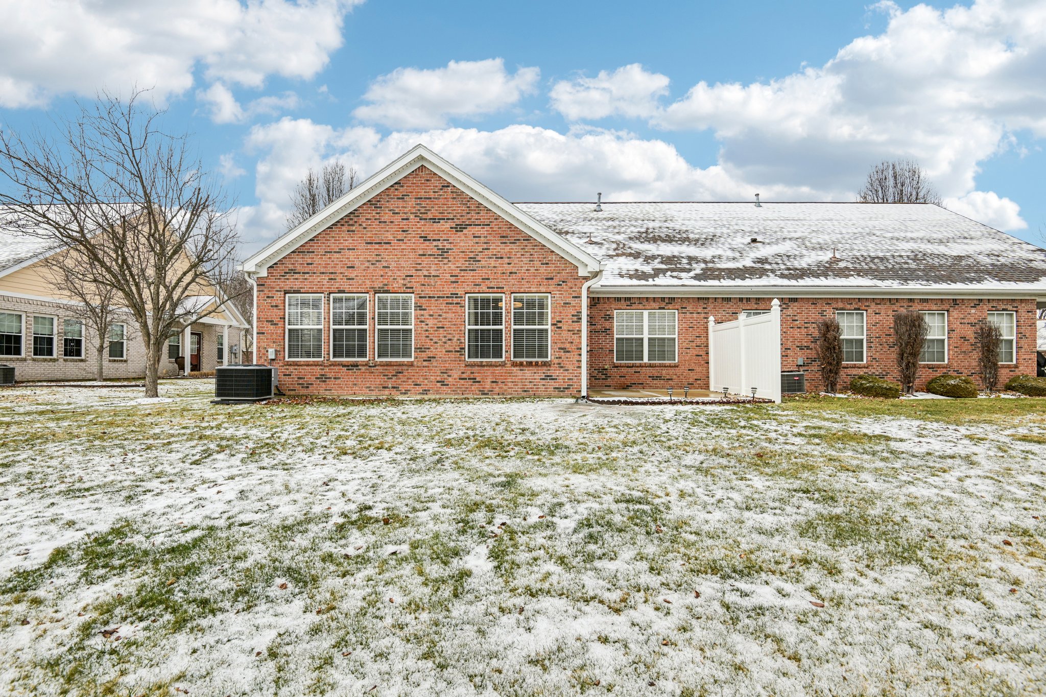 Ganton Dr-S0303-050.jpg