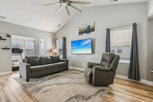 Ganton Dr-S0303-013.jpg