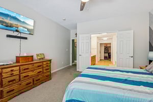 Ganton Dr-S0303-044.jpg