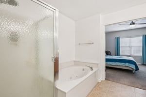 Ganton Dr-S0303-047.jpg