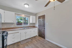 1195 Manhattan St, Reno, NV 89512, USA Photo 8