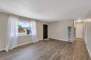 1195 Manhattan St, Reno, NV 89512, USA Photo 6