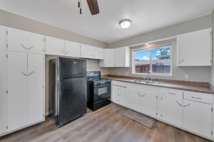 1195 Manhattan St, Reno, NV 89512, USA Photo 9