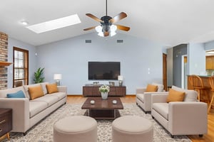 IMG_0003 virtually staged.jpeg