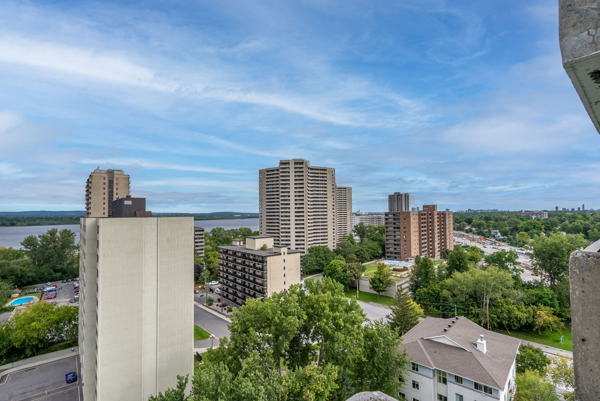 Richmond Rd unit 1404 Ottawa | InsideOut Media