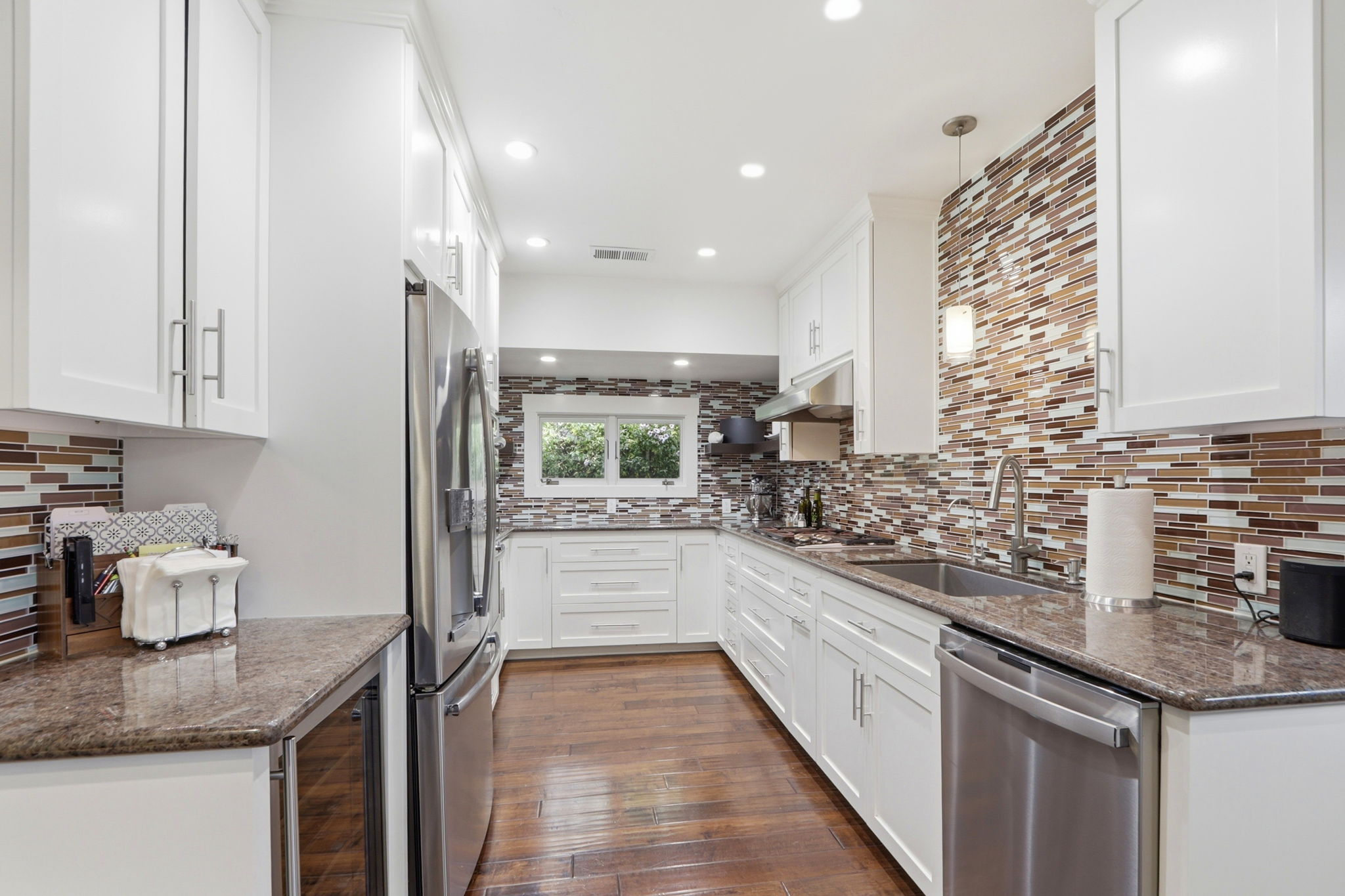 016_F8_1195 Steinway Ave