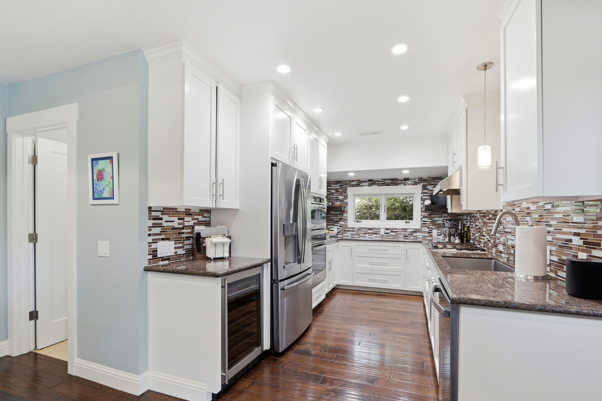 017_F8_1195 Steinway Ave