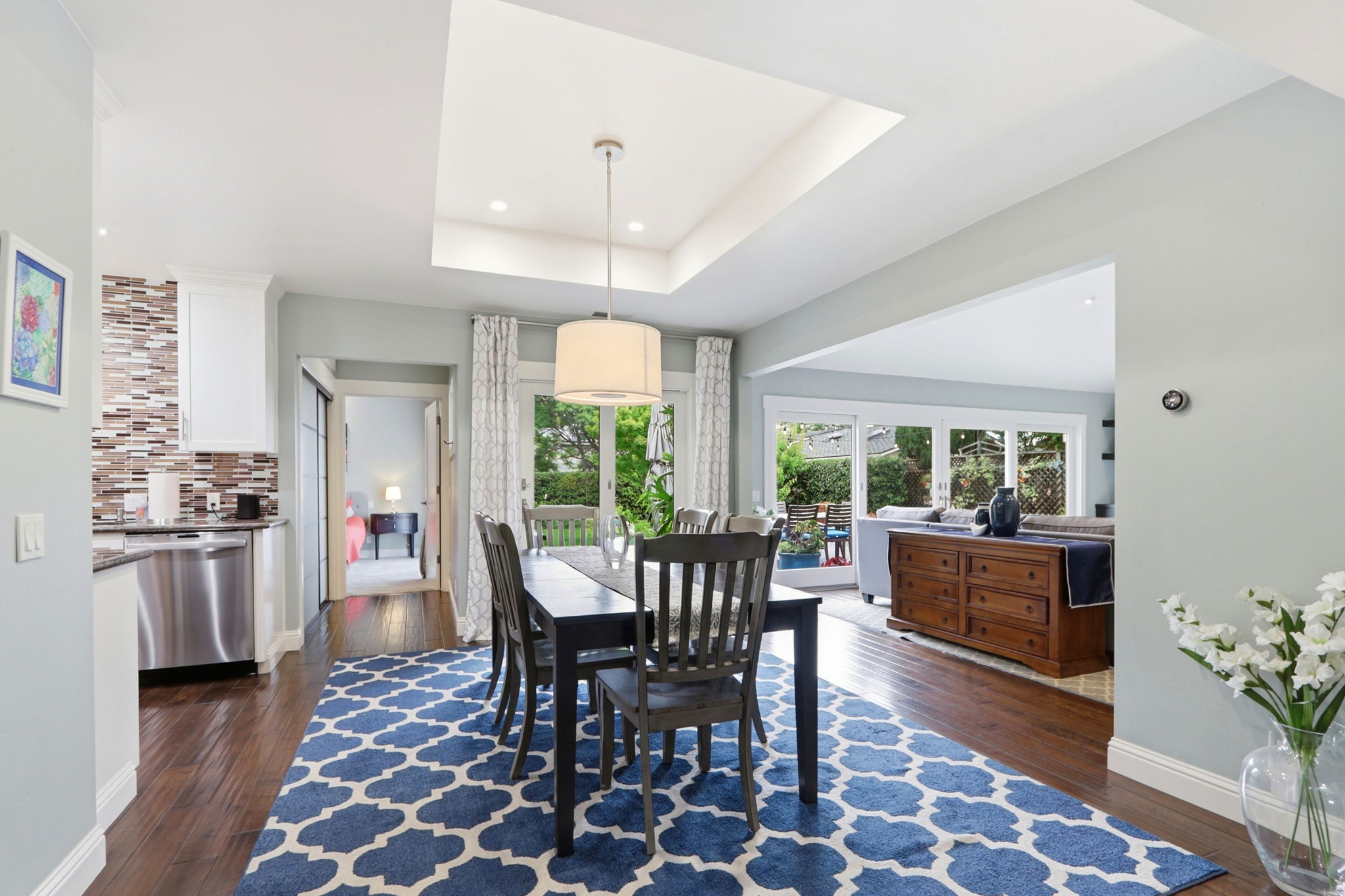 020_F8_1195 Steinway Ave