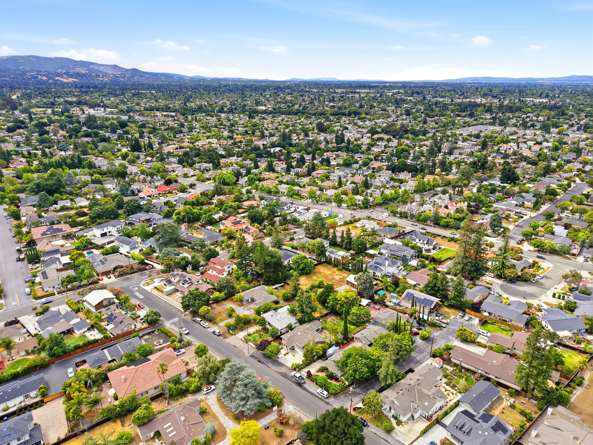 012_F8_AERIAL_1195 Steinway Ave