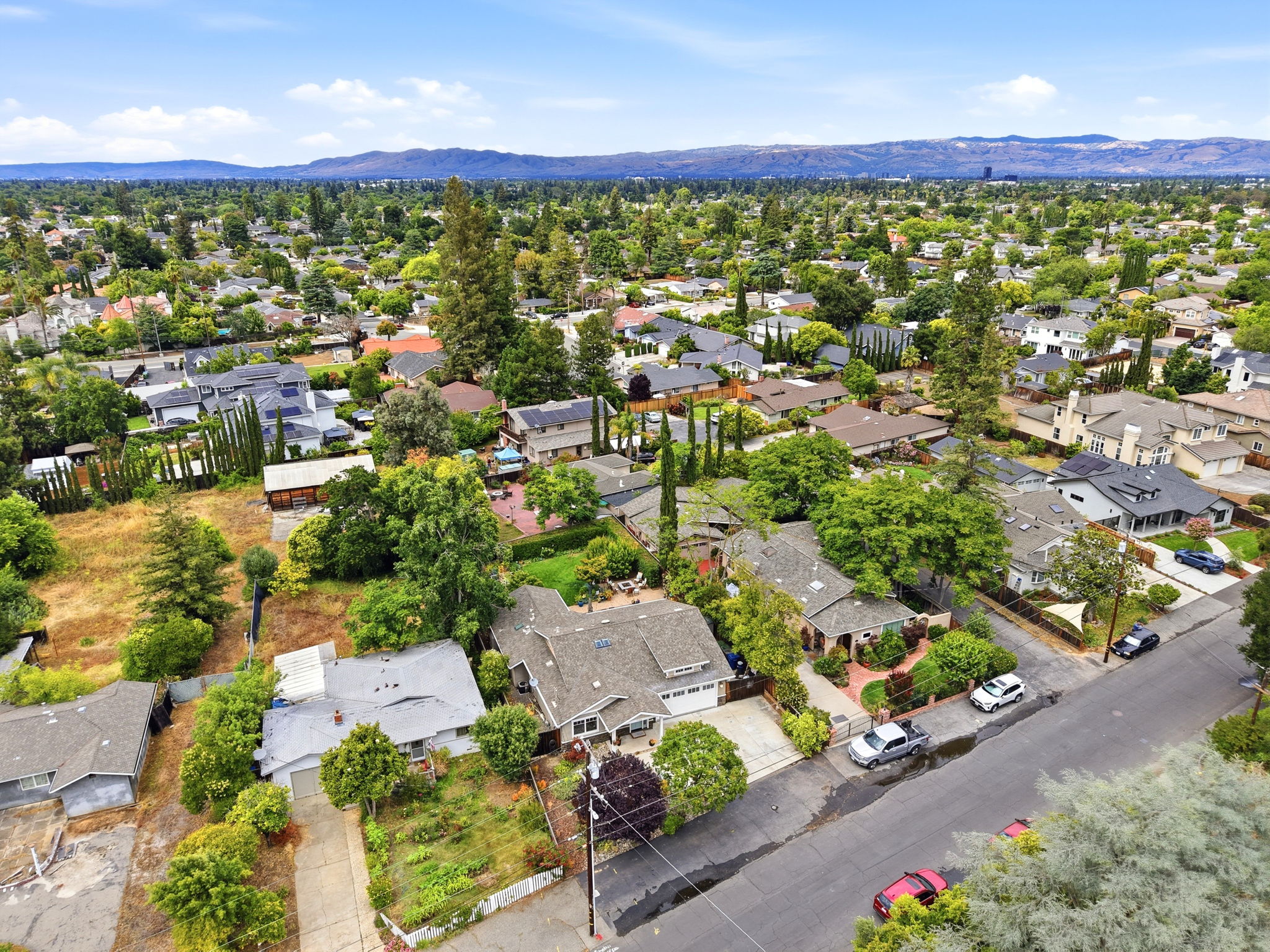 013_F8_AERIAL_1195 Steinway Ave