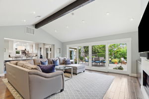 014_F8_1195 Steinway Ave