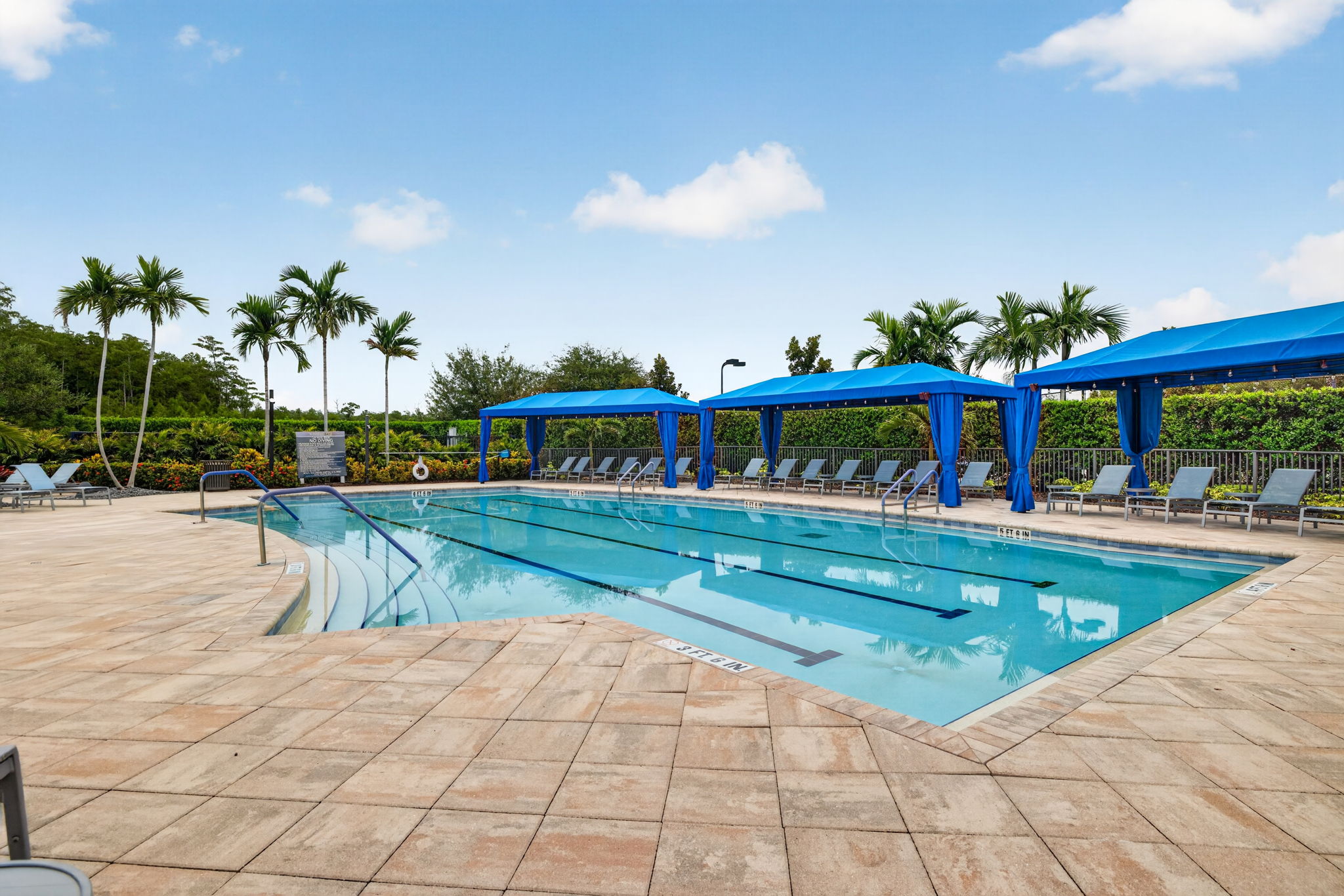 Pool 1 of 4