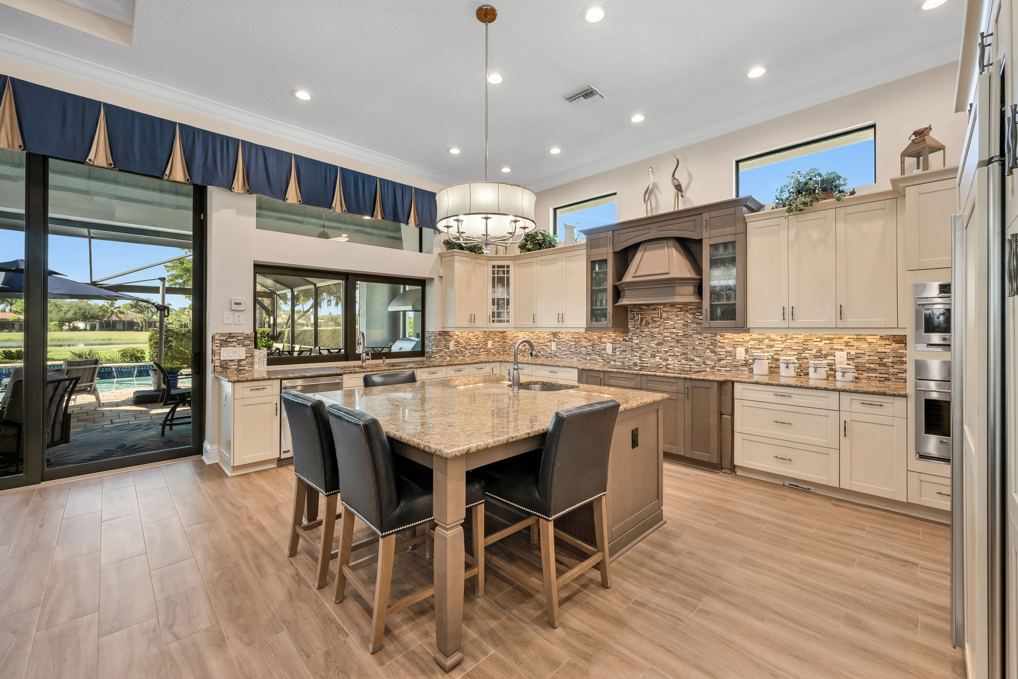 Gourmet Kitchen