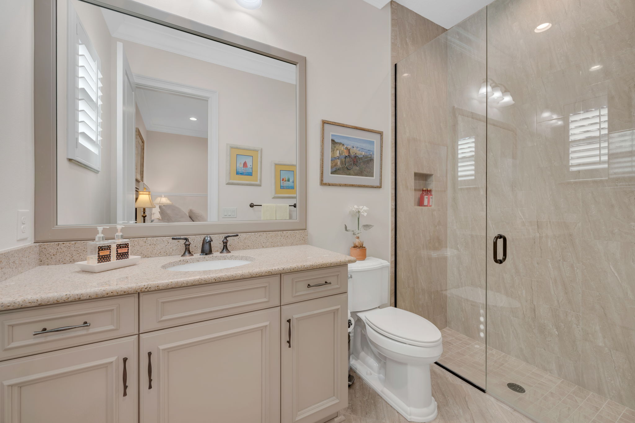 Guest Bedroom Ensuite Bath