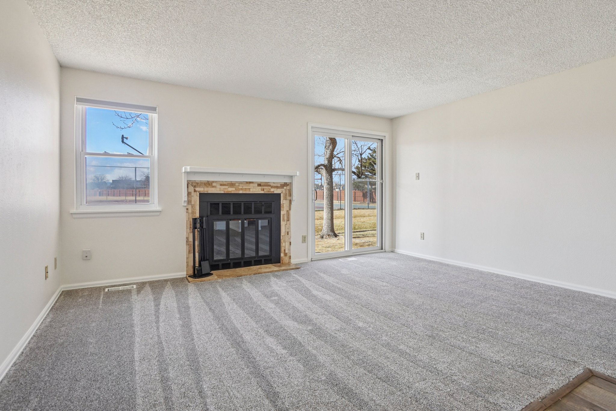 Bellaire St C-S2002-008.jpg