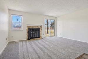 Bellaire St C-S2002-008.jpg