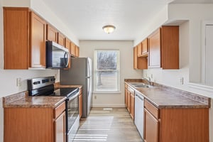 Bellaire St C-S2002-014.jpg