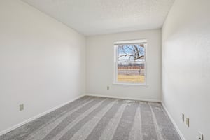 Bellaire St C-S2002-018.jpg