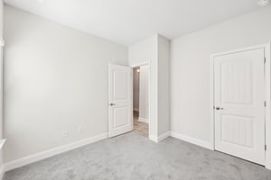 Lovejoy Crossing Pl-S2507-029.jpg