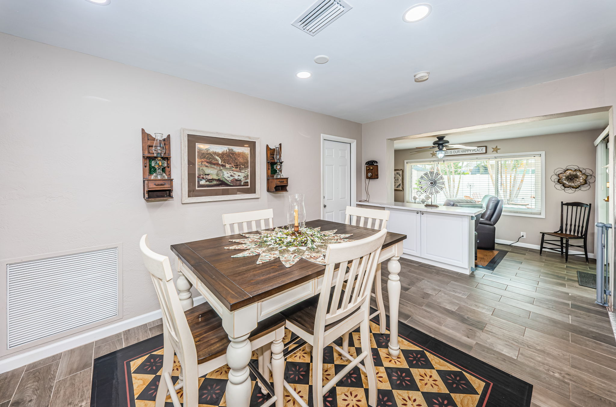 Dining Room2