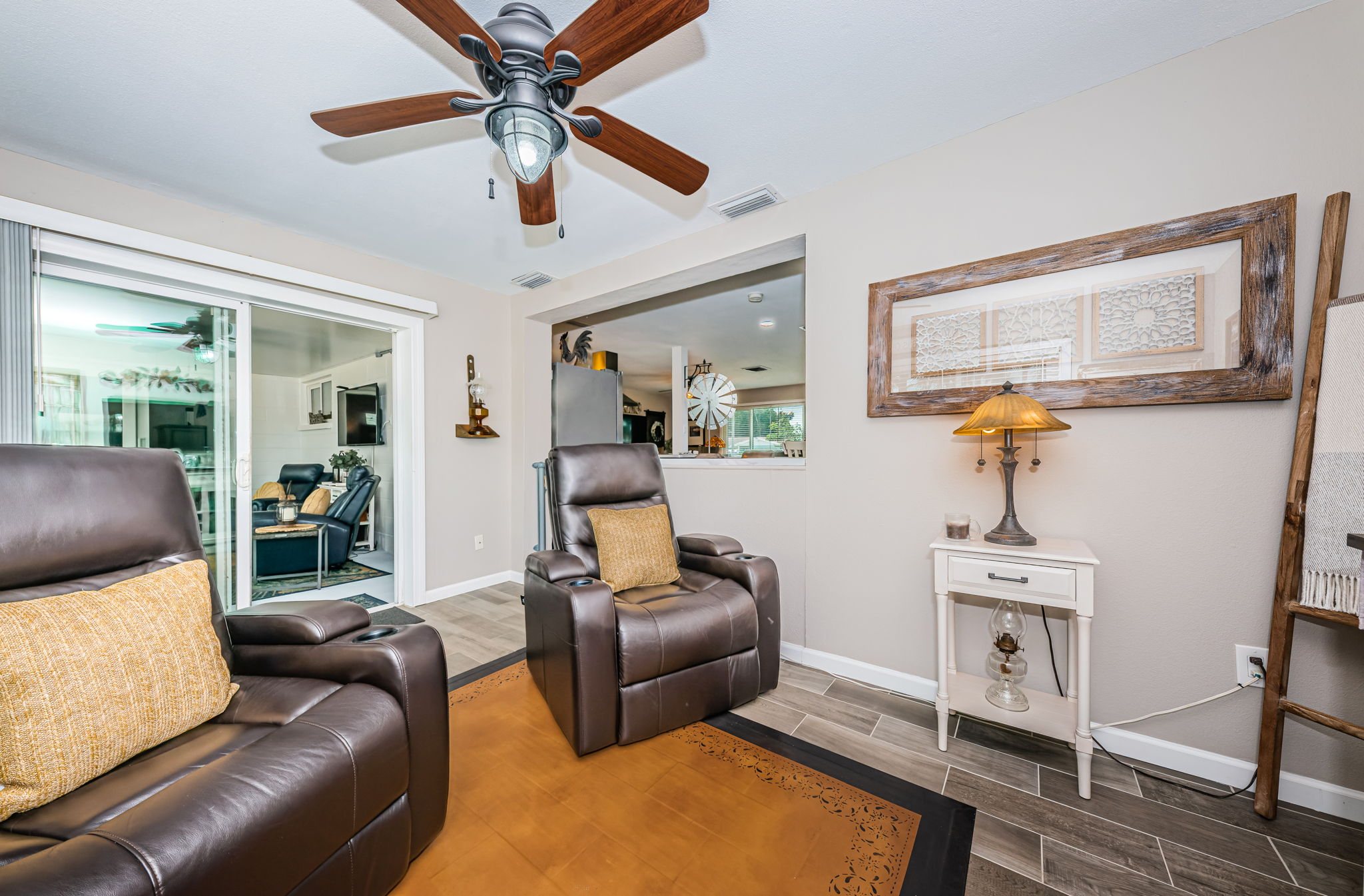Family Room4