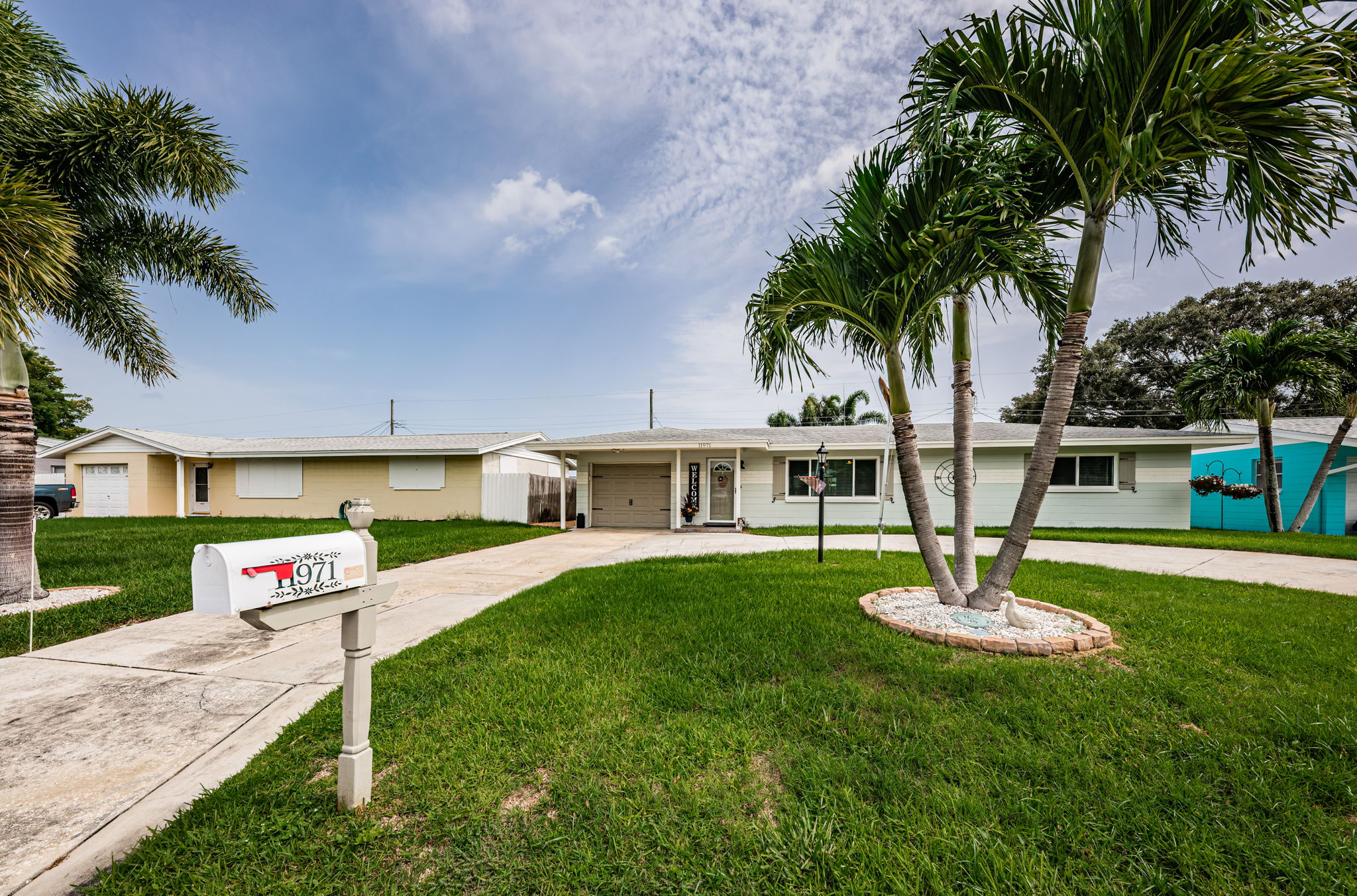 Front Exterior9