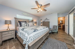 Master Bedroom1c