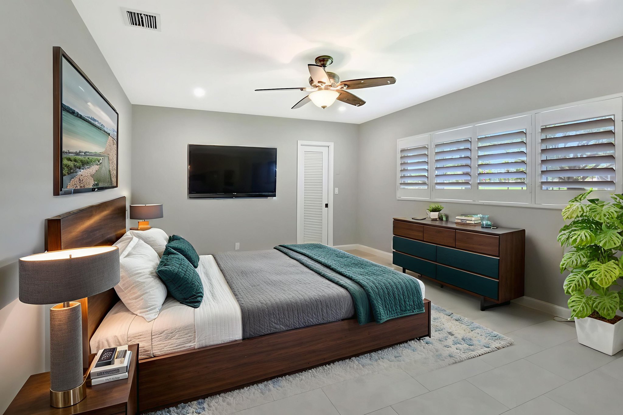 DSC_9563 virtually staged.jpeg