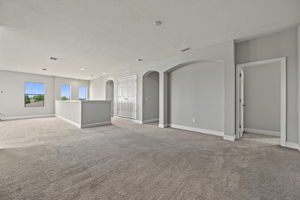 Upper Level Loft Area1b