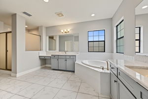 Upper Level Primary Bathroom1a
