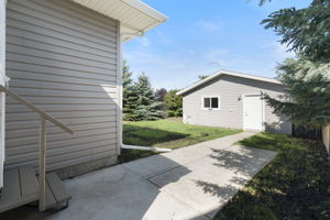  Photo 38