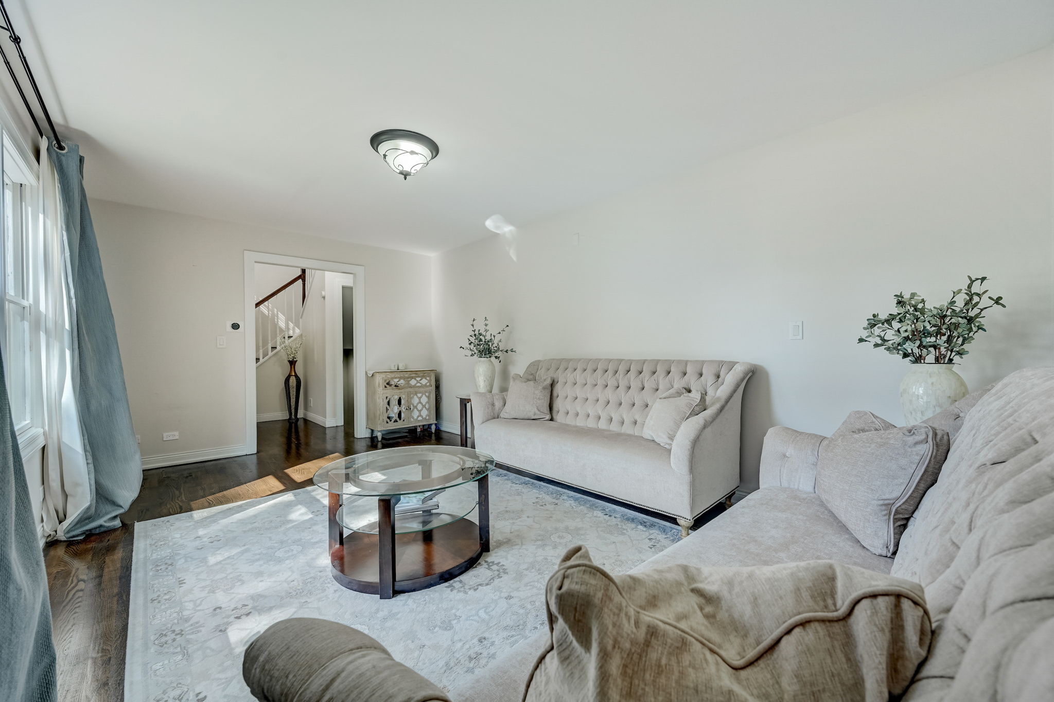 S Barrington Rd-008
