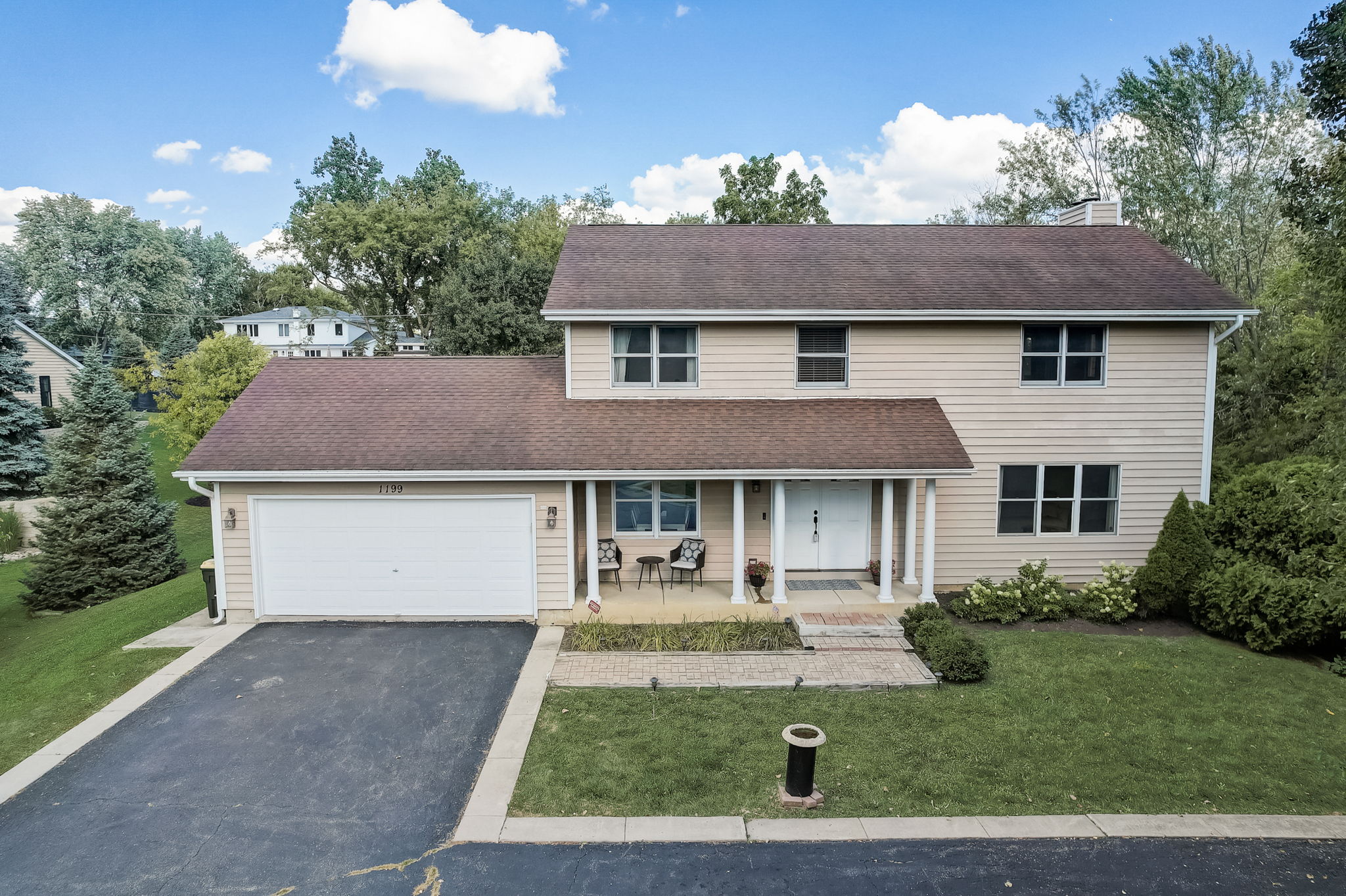 S Barrington Rd-040