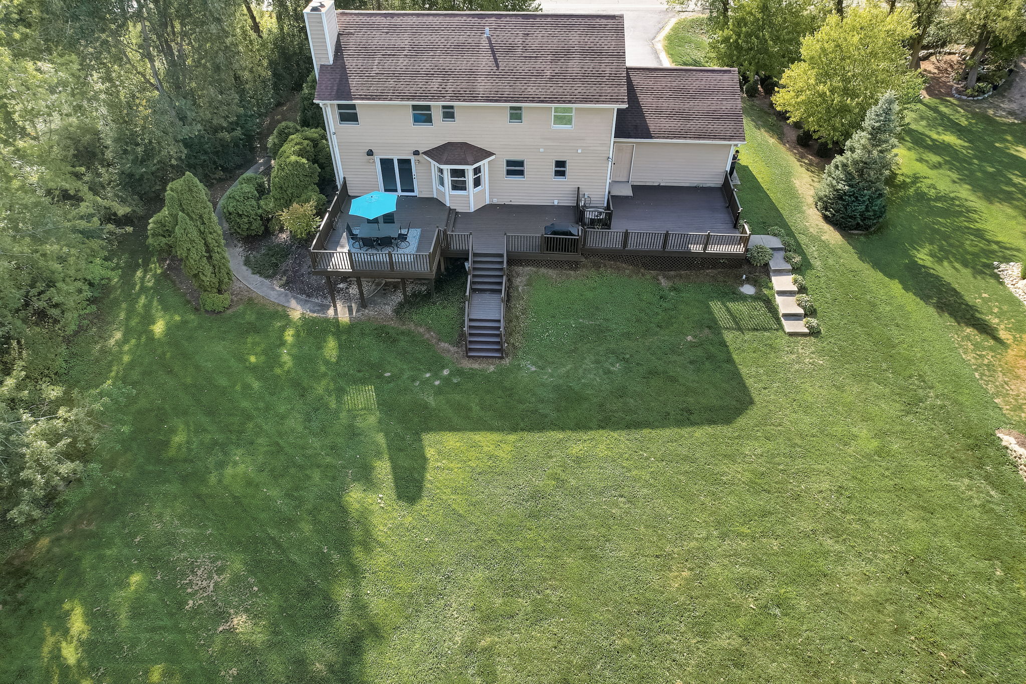 S Barrington Rd-048