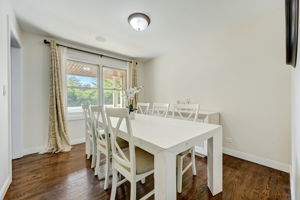 S Barrington Rd-012